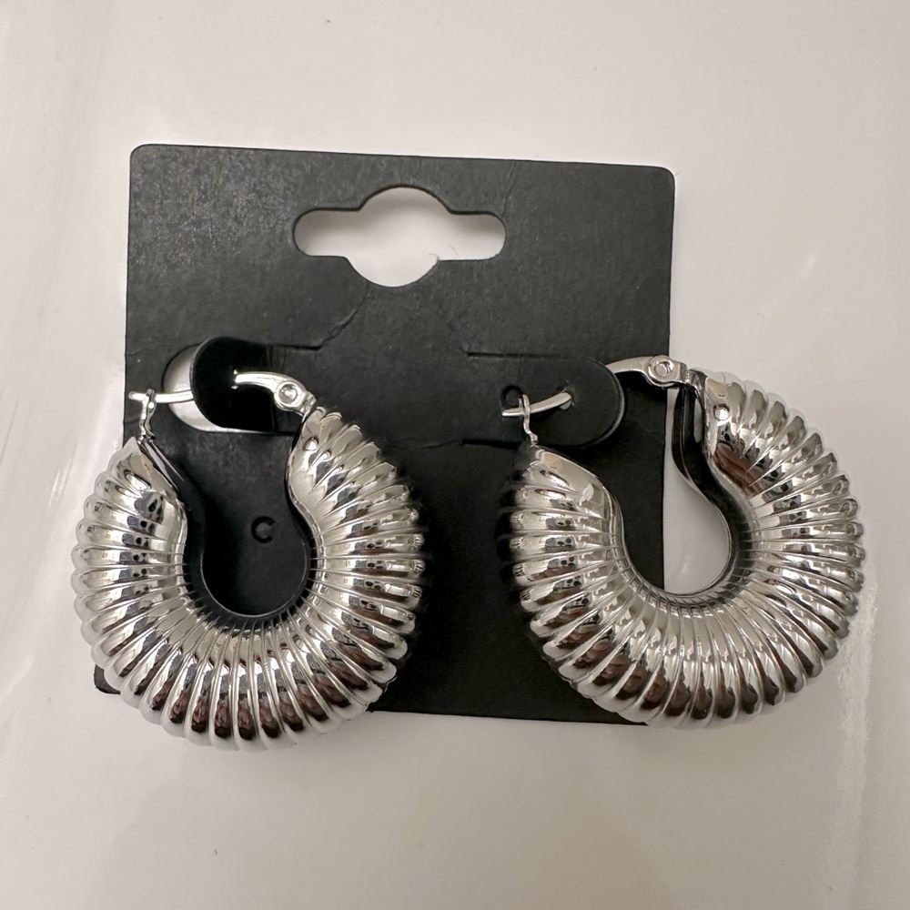 Chunky hoop earrings